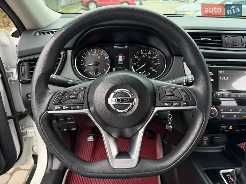 Внедорожник / Кроссовер Nissan Rogue 2018 в Ивано-Франковске