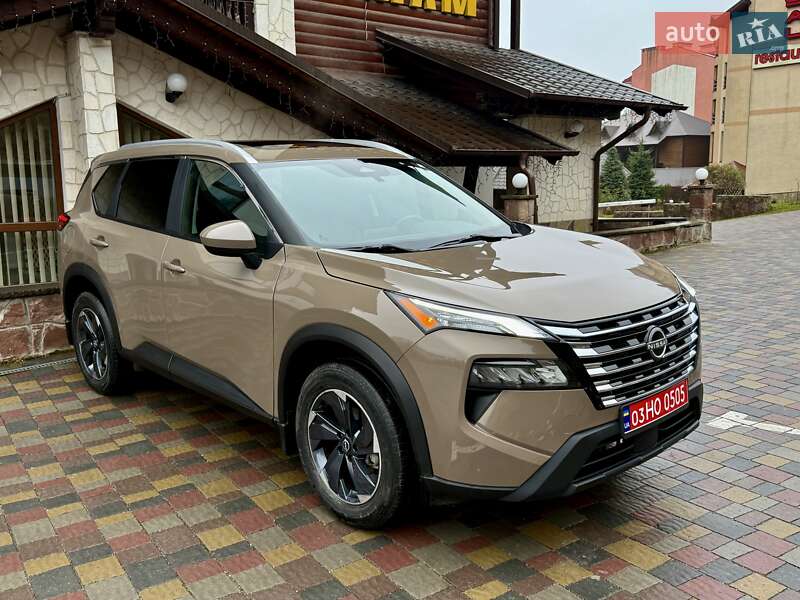 Позашляховик / Кросовер Nissan Rogue 2024 в Тернополі
