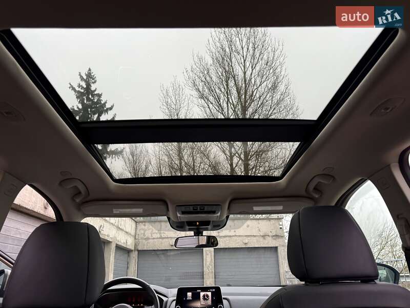 Позашляховик / Кросовер Nissan Rogue 2024 в Тернополі