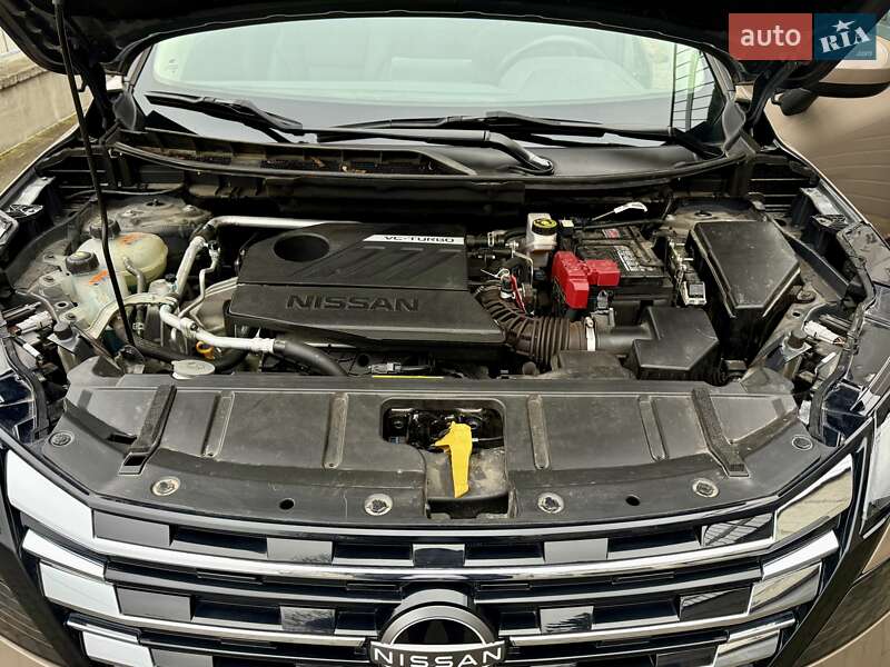 Позашляховик / Кросовер Nissan Rogue 2024 в Тернополі