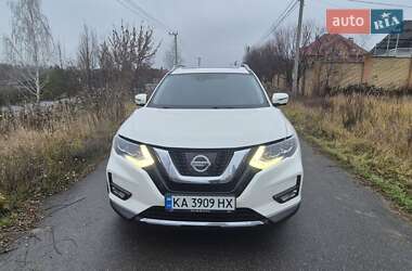 Позашляховик / Кросовер Nissan Rogue 2016 в Києві