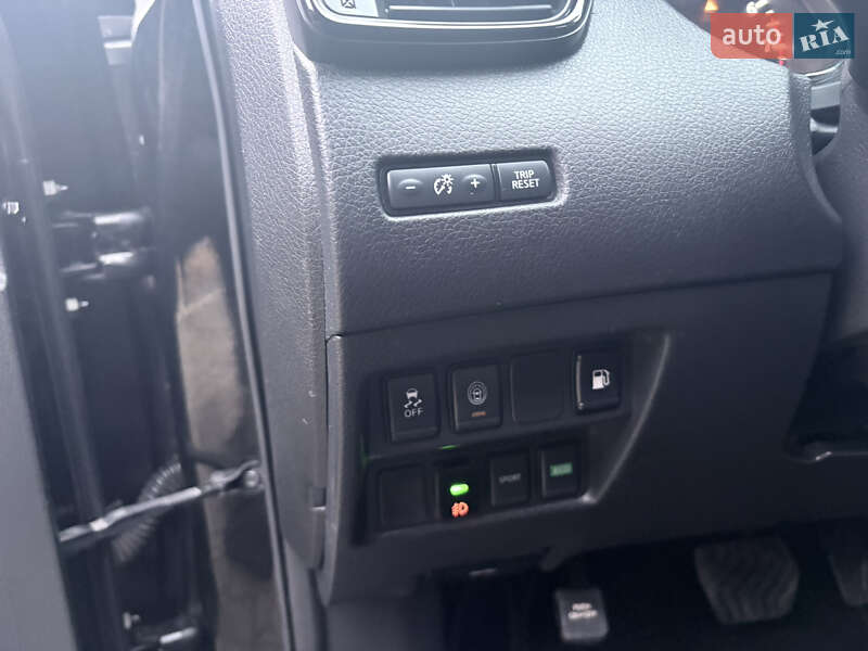 Позашляховик / Кросовер Nissan Rogue 2020 в Києві фото 28 Позашляховик / Кросовер Nissan Rogue 2020 в Києві
