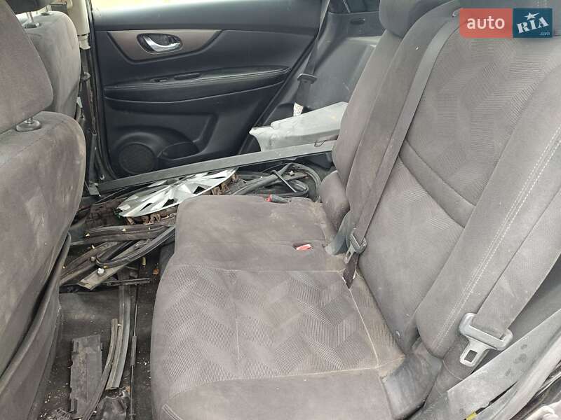 Внедорожник / Кроссовер Nissan Rogue 2014 в Киеве