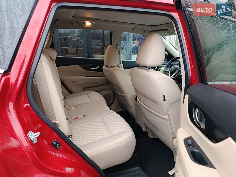 Позашляховик / Кросовер Nissan Rogue 2017 в Луцьку фото 24 Позашляховик / Кросовер Nissan Rogue 2017 в Луцьку