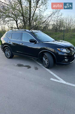 Позашляховик / Кросовер Nissan Rogue 2016 в Києві