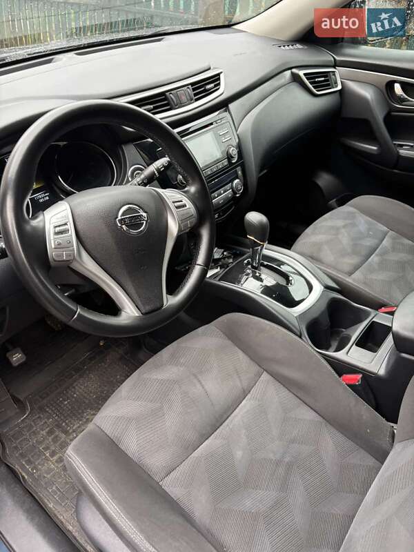 Внедорожник / Кроссовер Nissan Rogue 2015 в Полтаве фото 13 Внедорожник / Кроссовер Nissan Rogue 2015 в Полтаве