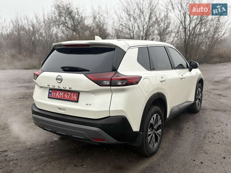 Внедорожник / Кроссовер Nissan Rogue 2022 в Каменском