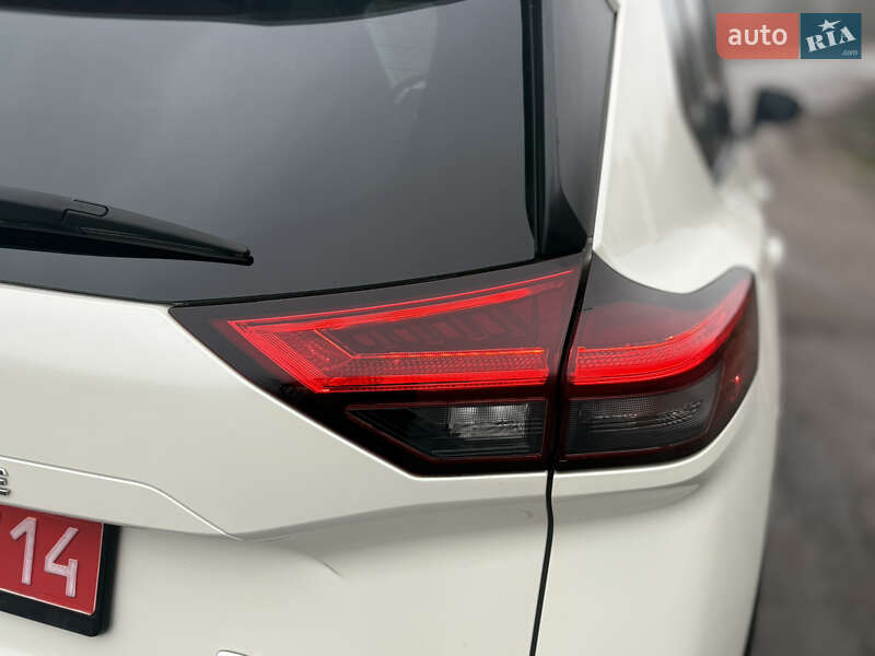 Внедорожник / Кроссовер Nissan Rogue 2022 в Каменском