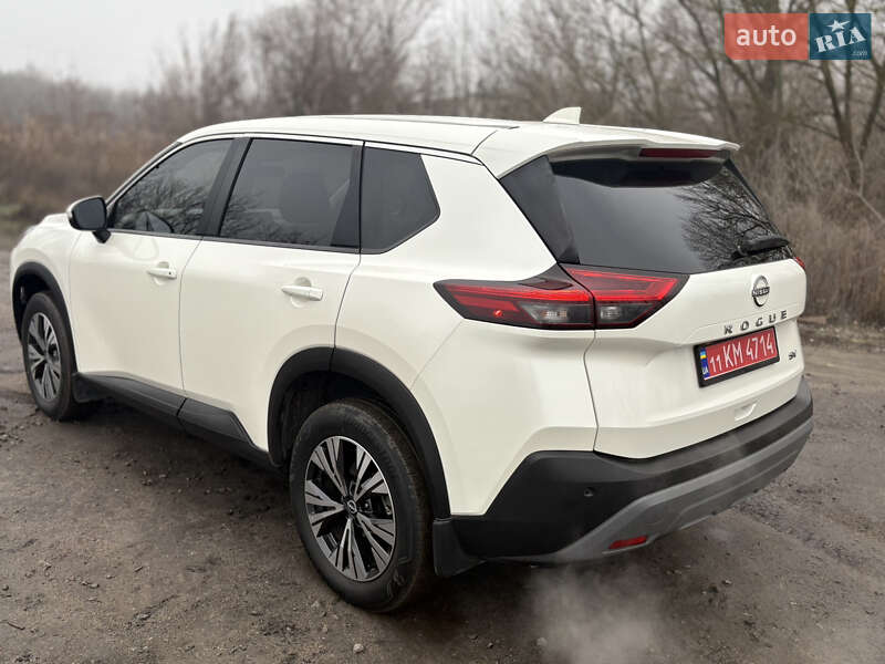 Внедорожник / Кроссовер Nissan Rogue 2022 в Каменском