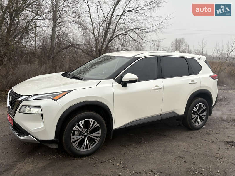 Внедорожник / Кроссовер Nissan Rogue 2022 в Каменском