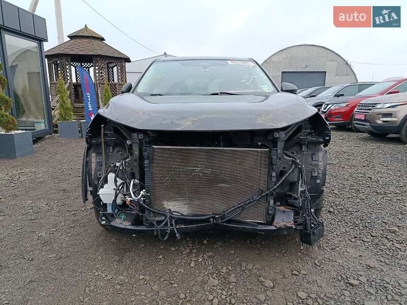 Внедорожник / Кроссовер Nissan Rogue 2021 в Луцке