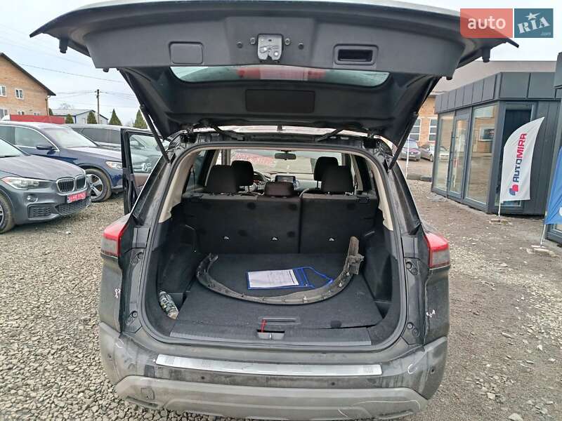 Внедорожник / Кроссовер Nissan Rogue 2021 в Луцке