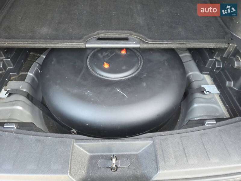 Позашляховик / Кросовер Nissan Rogue 2018 в Вишгороді