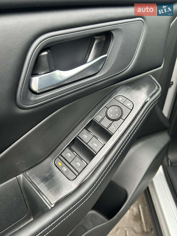 Внедорожник / Кроссовер Nissan Rogue 2025 в Киеве фото 18 Внедорожник / Кроссовер Nissan Rogue 2025 в Киеве