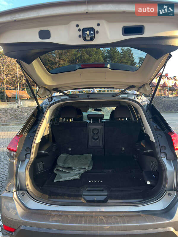 Позашляховик / Кросовер Nissan Rogue 2017 в Ужгороді фото 7 Позашляховик / Кросовер Nissan Rogue 2017 в Ужгороді