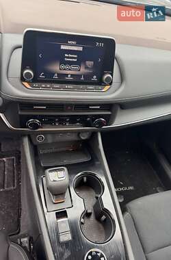 Позашляховик / Кросовер Nissan Rogue 2023 в Львові