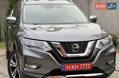 Внедорожник / Кроссовер Nissan Rogue 2018 в Киеве