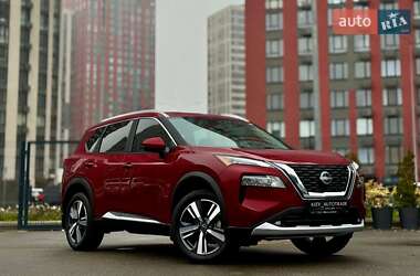 Внедорожник / Кроссовер Nissan Rogue 2022 в Киеве