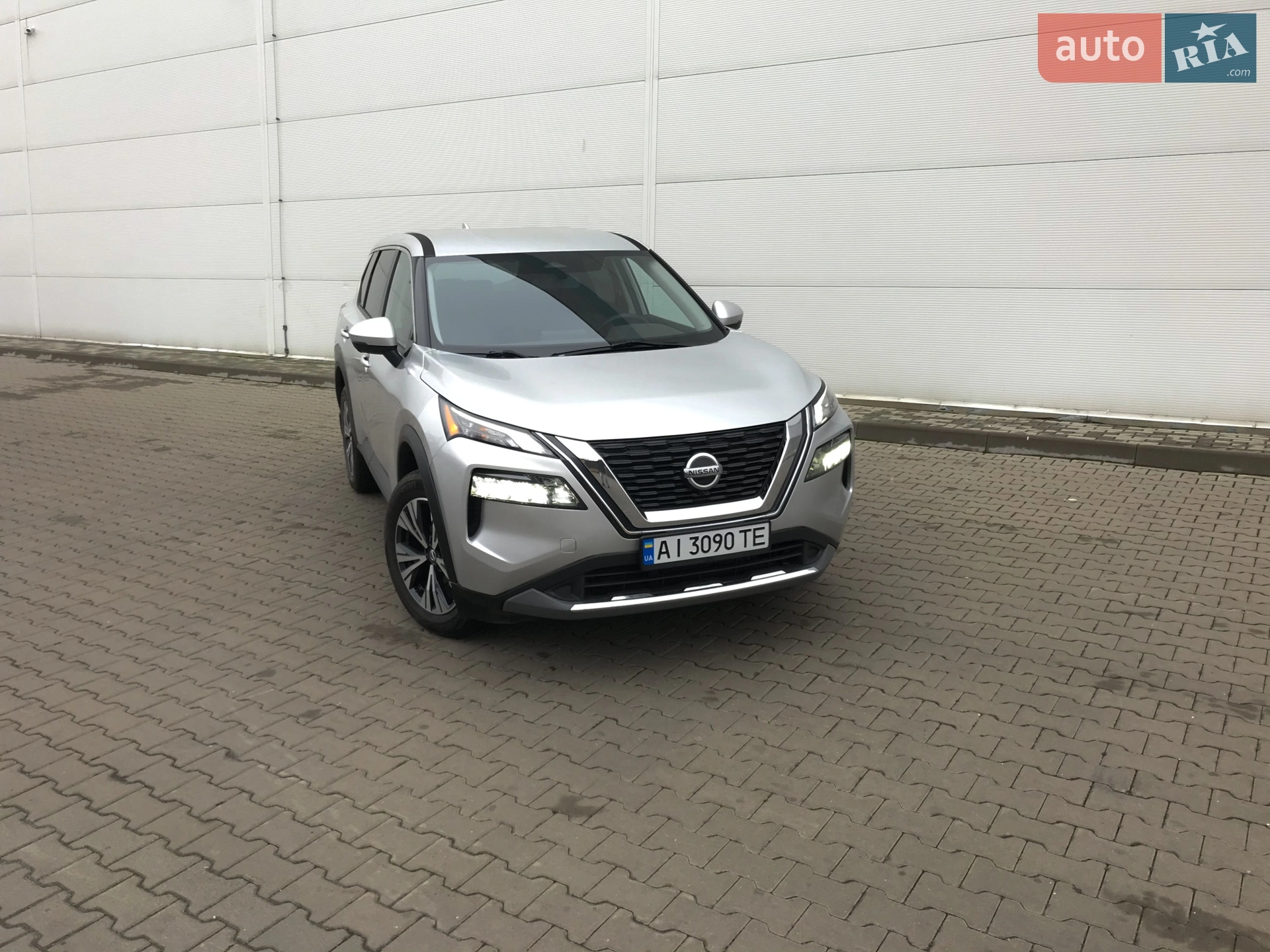 2020 Nissan Rogue - фото 1