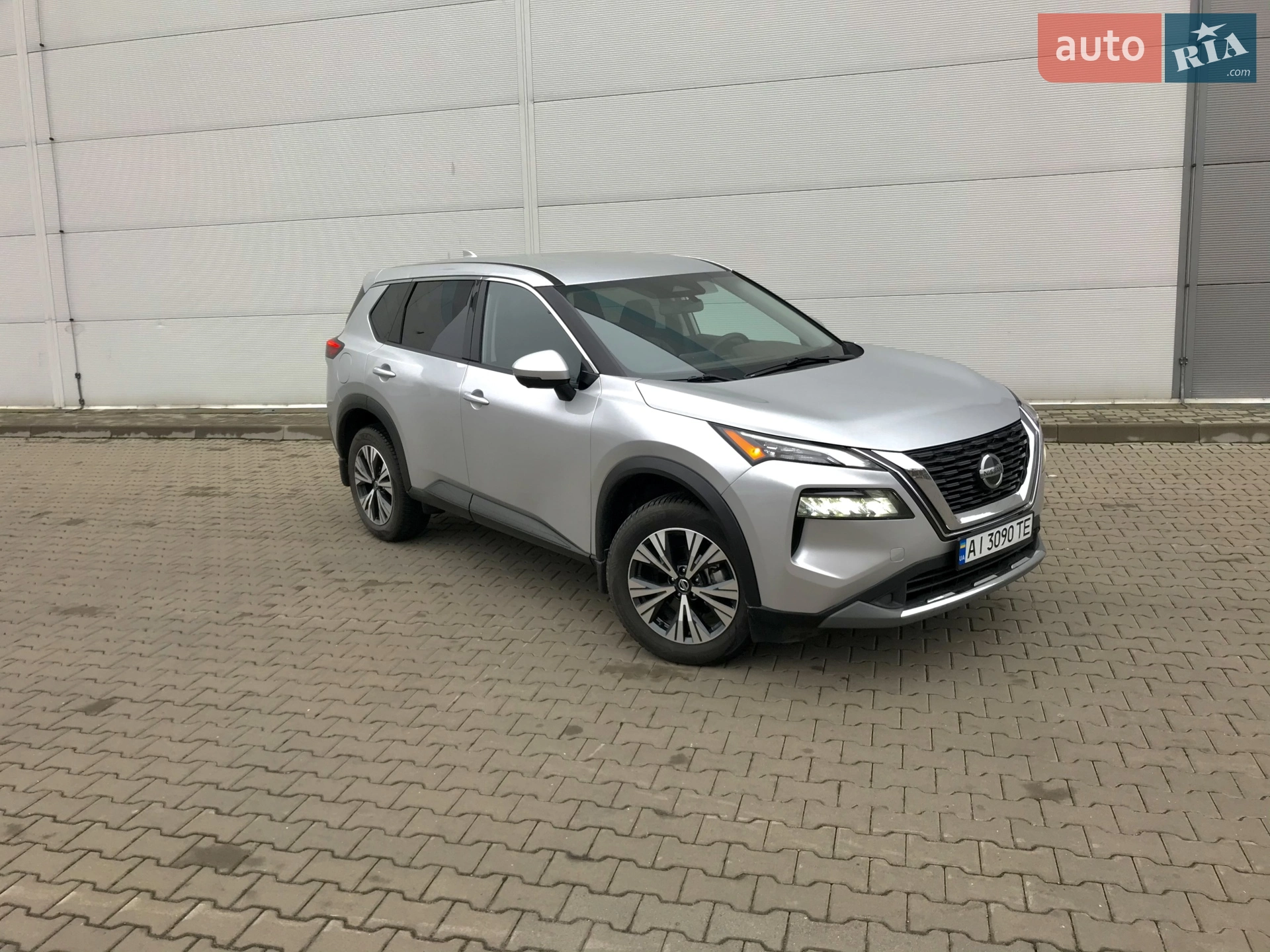 2020 Nissan Rogue - мініатюра 2
