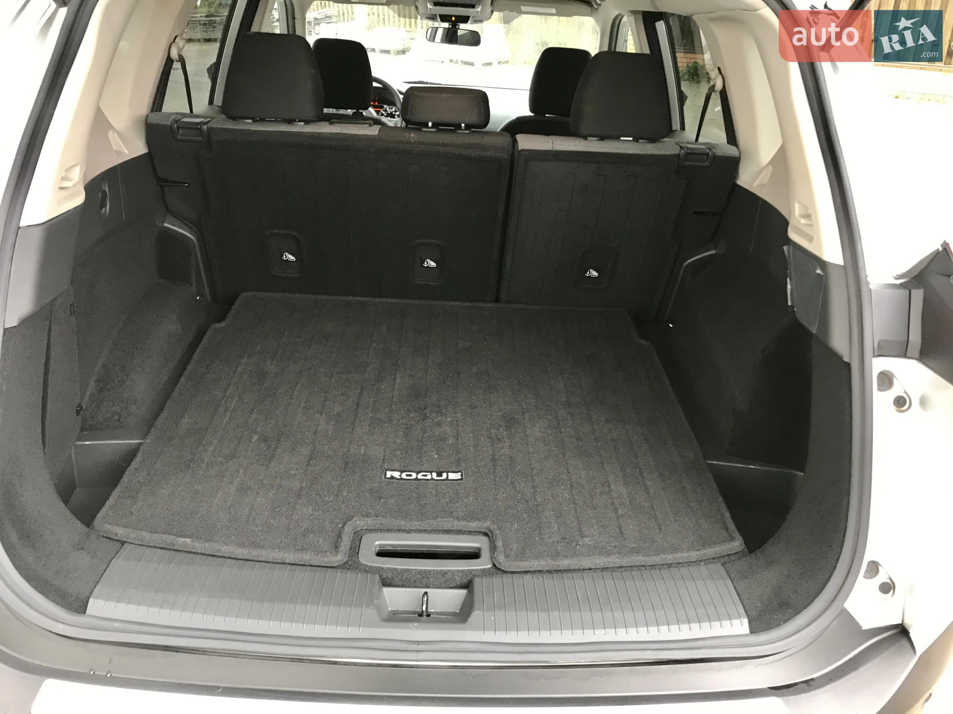 2020 Nissan Rogue - мініатюра 10