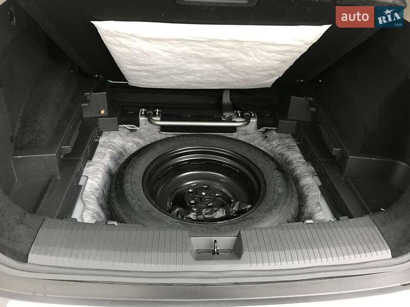 Внедорожник / Кроссовер Nissan Rogue 2020 в Киеве