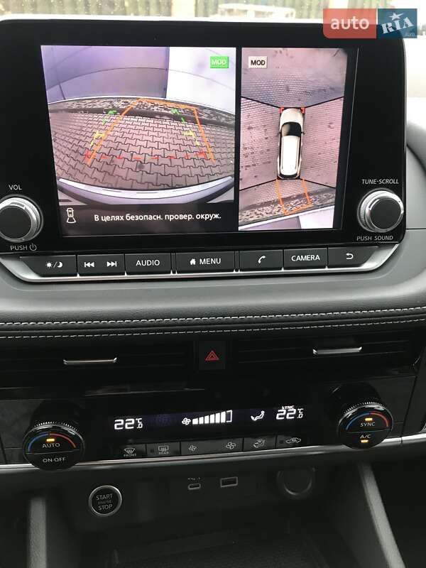 Внедорожник / Кроссовер Nissan Rogue 2020 в Киеве