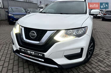 Позашляховик / Кросовер Nissan Rogue 2018 в Львові