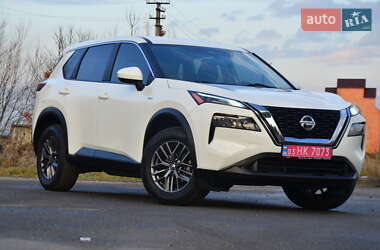 Внедорожник / Кроссовер Nissan Rogue 2021 в Дрогобыче