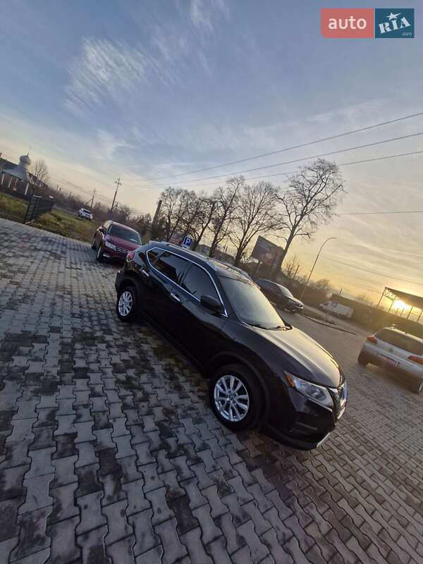 Внедорожник / Кроссовер Nissan Rogue 2018 в Ужгороде фото 7 Внедорожник / Кроссовер Nissan Rogue 2018 в Ужгороде