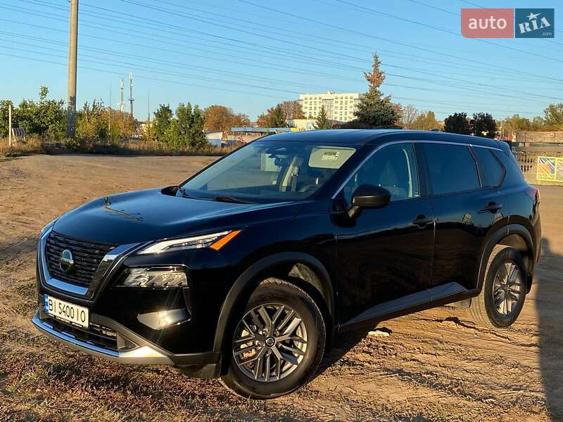 Внедорожник / Кроссовер Nissan Rogue 2021 в Полтаве