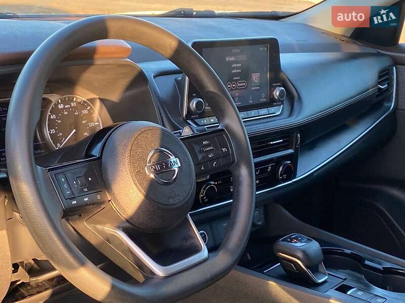 Внедорожник / Кроссовер Nissan Rogue 2021 в Полтаве