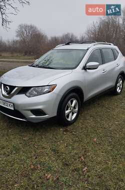 Позашляховик / Кросовер Nissan Rogue 2015 в Києві