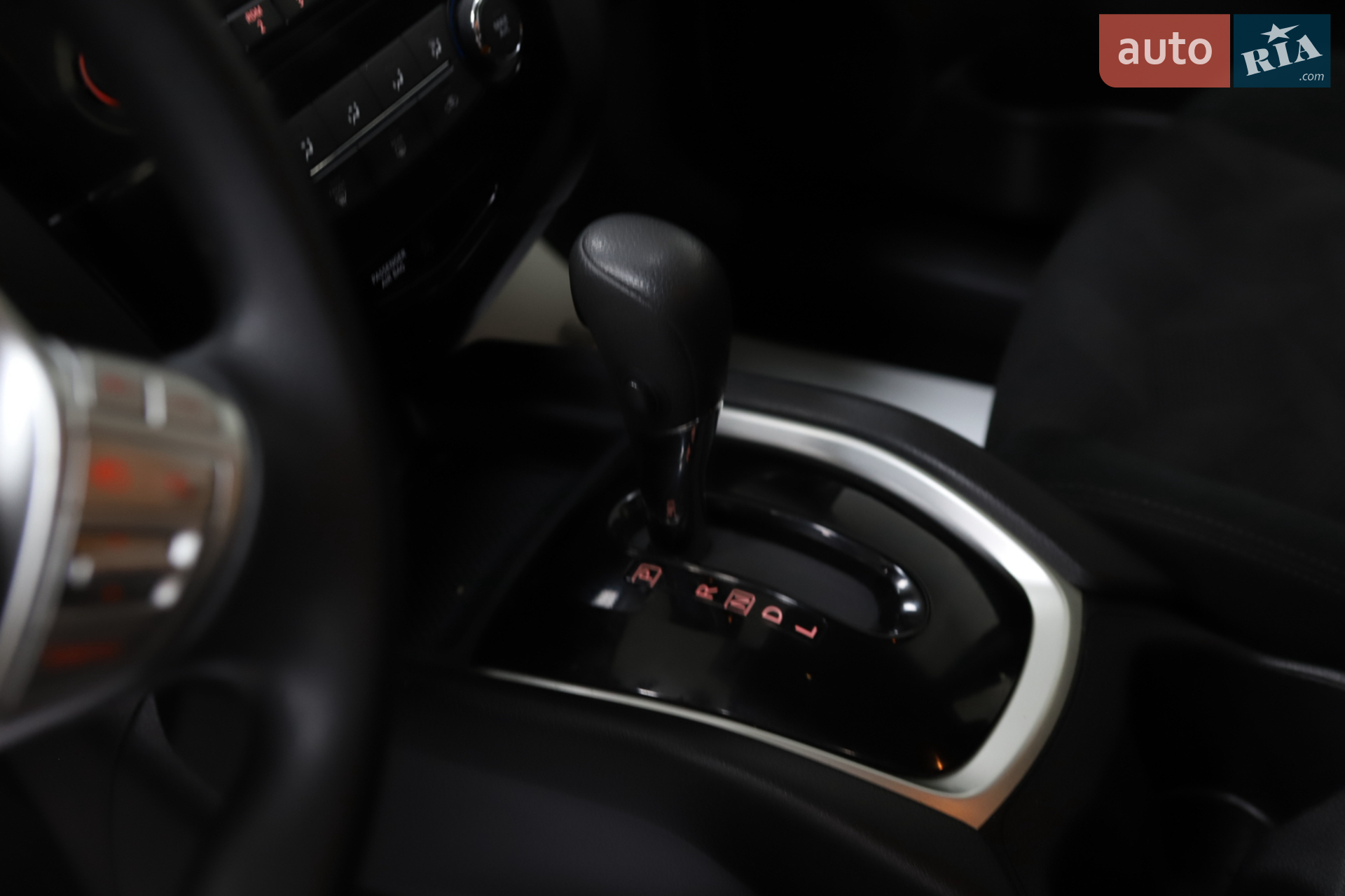 2016 Nissan Rogue - мініатюра 37