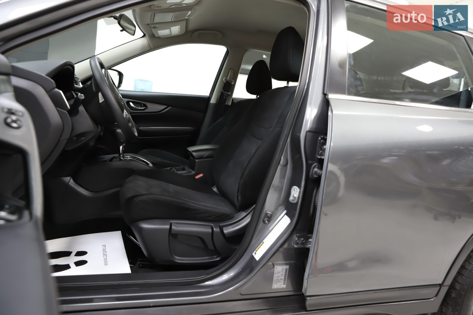 2016 Nissan Rogue - мініатюра 39