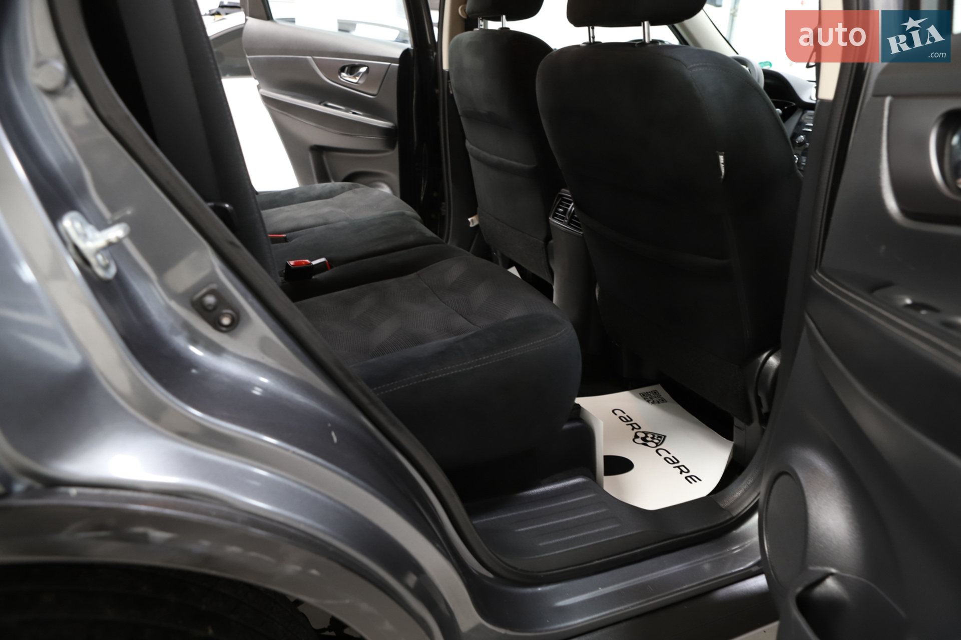 2016 Nissan Rogue - мініатюра 44