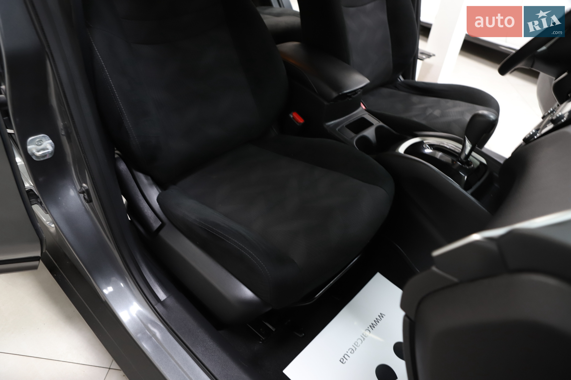 2016 Nissan Rogue - мініатюра 50