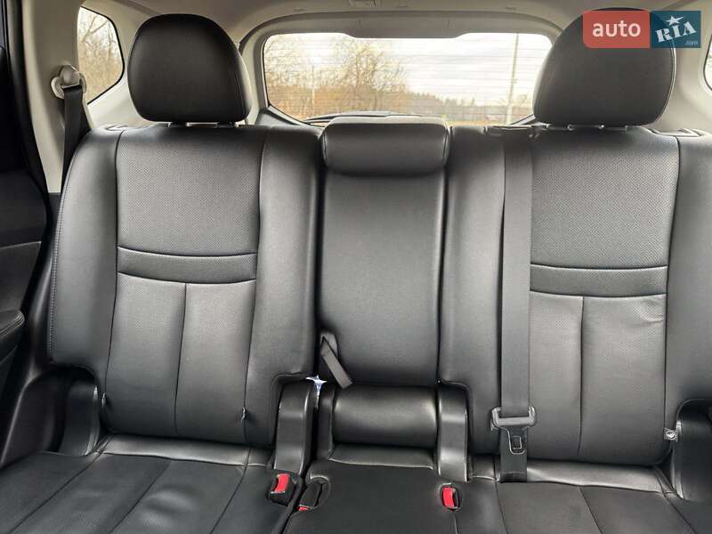 Внедорожник / Кроссовер Nissan Rogue 2017 в Харькове фото 14 Внедорожник / Кроссовер Nissan Rogue 2017 в Харькове