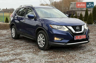 Позашляховик / Кросовер Nissan Rogue 2018 в Рівному