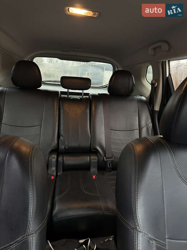 Внедорожник / Кроссовер Nissan Rogue 2017 в Одессе