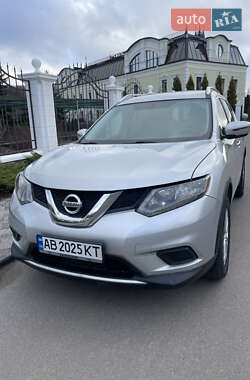 Внедорожник / Кроссовер Nissan Rogue 2016 в Виннице