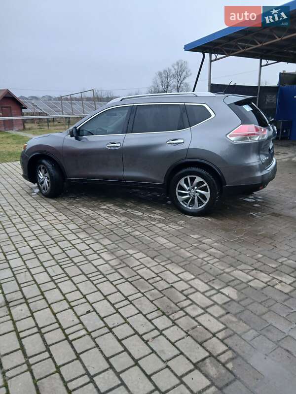 Позашляховик / Кросовер Nissan Rogue 2014 в Івано-Франківську