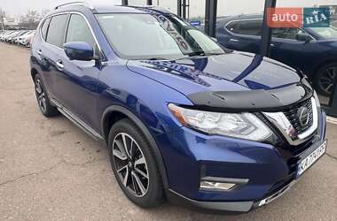 Внедорожник / Кроссовер Nissan Rogue 2019 в Киеве