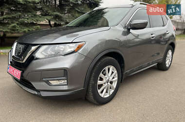 Внедорожник / Кроссовер Nissan Rogue 2017 в Николаеве
