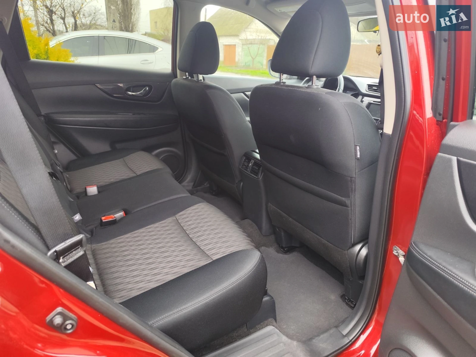 2018 Nissan Rogue - мініатюра 9