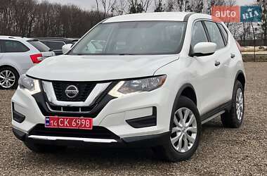 Внедорожник / Кроссовер Nissan Rogue 2018 в Стрые