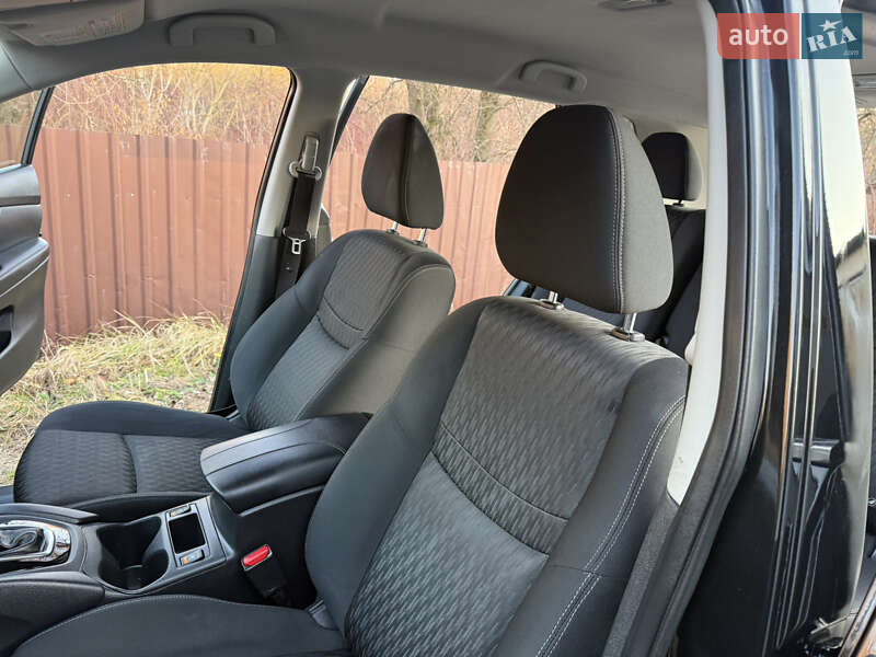 Внедорожник / Кроссовер Nissan Rogue 2017 в Дрогобыче фото 26 Внедорожник / Кроссовер Nissan Rogue 2017 в Дрогобыче