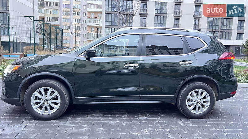 Внедорожник / Кроссовер Nissan Rogue 2018 в Ивано-Франковске