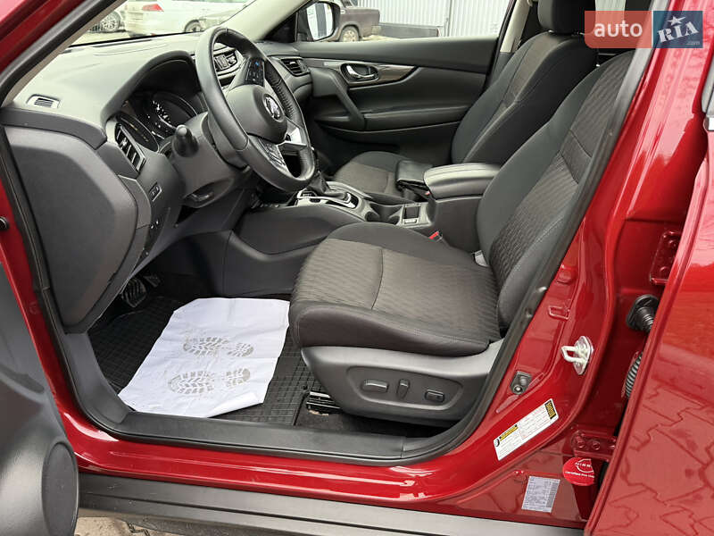 Внедорожник / Кроссовер Nissan Rogue 2018 в Белой Церкви