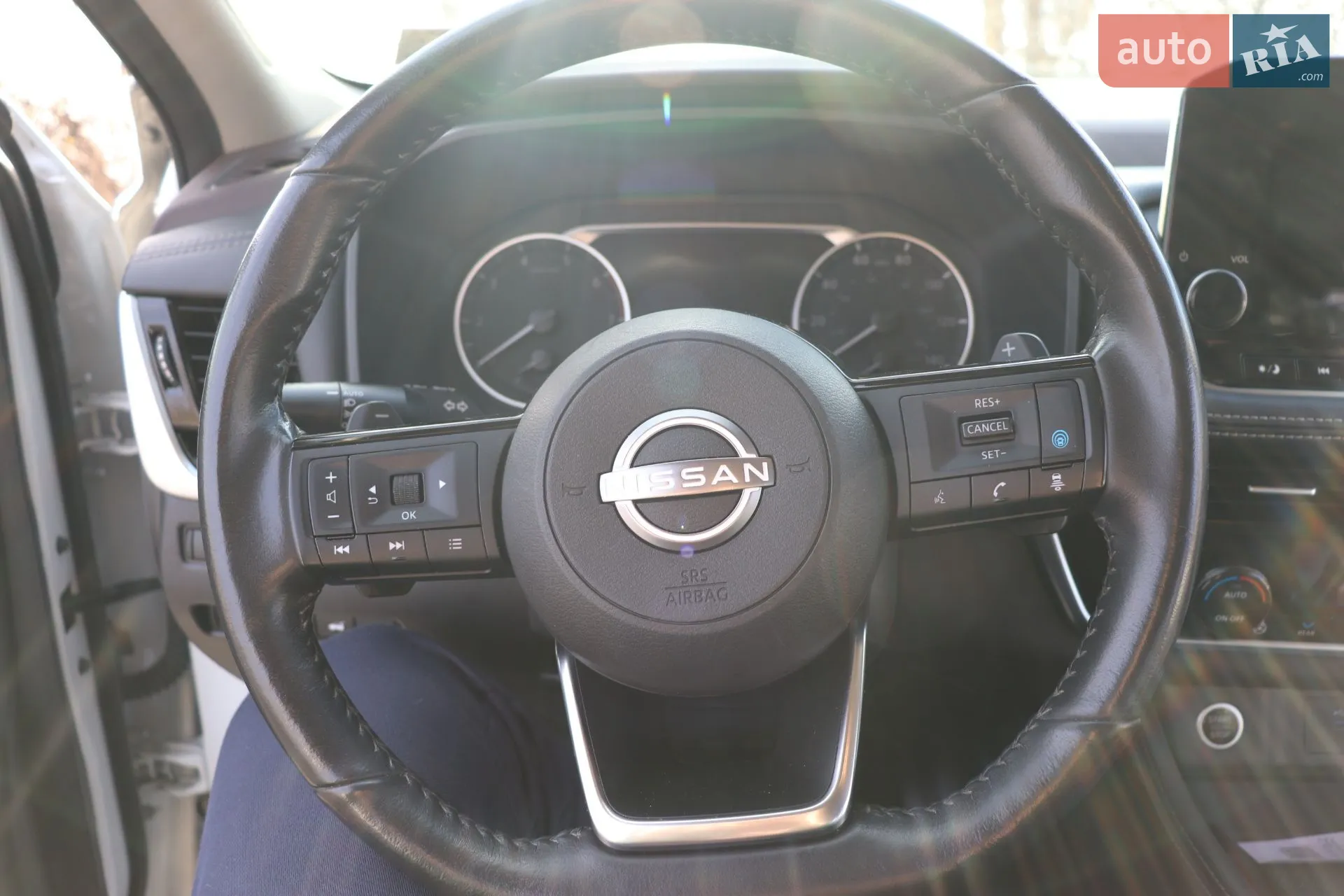 2023 Nissan Rogue - мініатюра 40